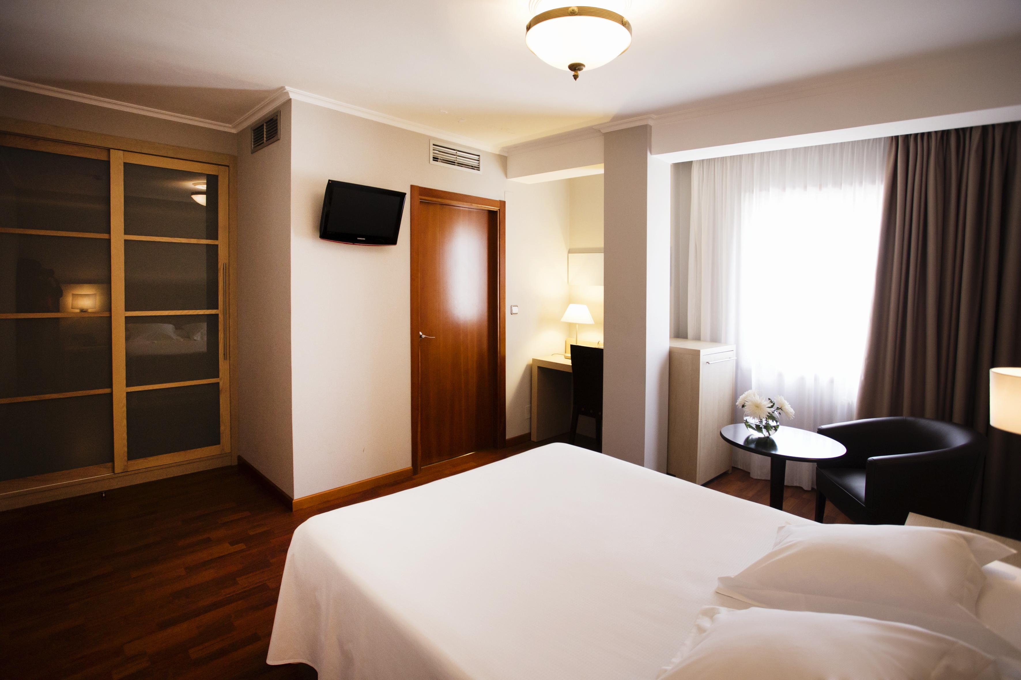 Hotel Valencia Ferrol Kültér fotó