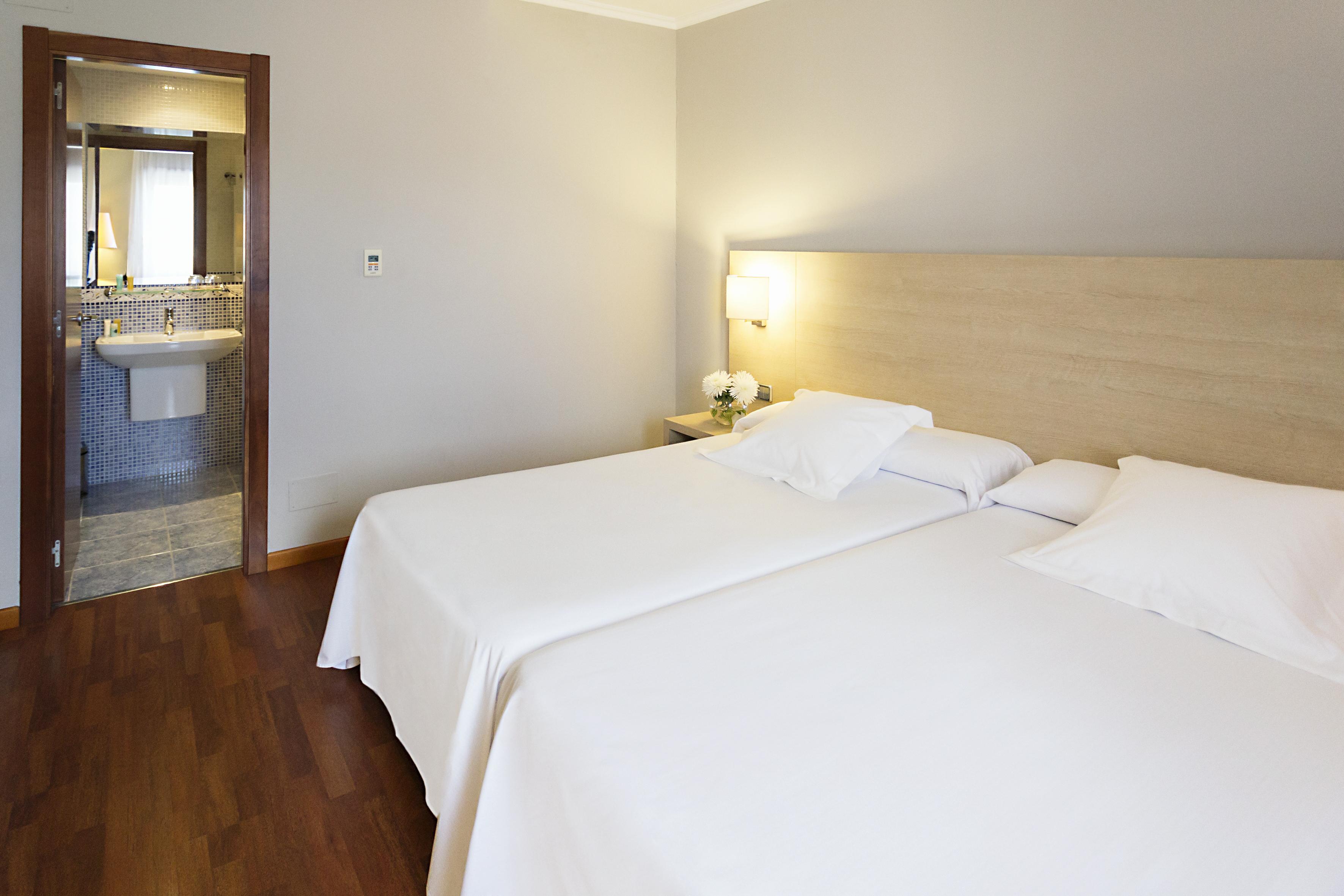Hotel Valencia Ferrol Kültér fotó