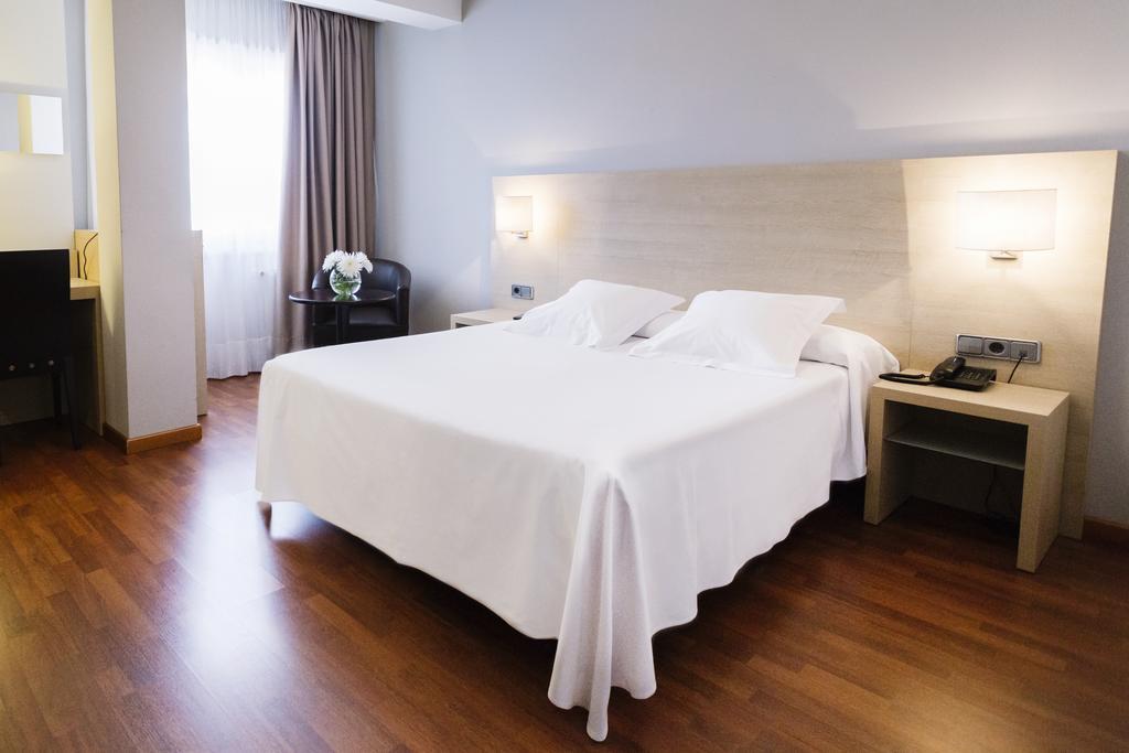 Hotel Valencia Ferrol Kültér fotó