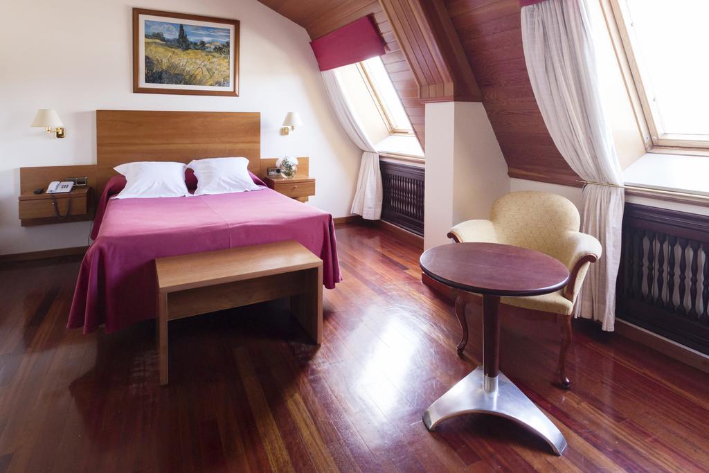 Hotel Valencia Ferrol Kültér fotó